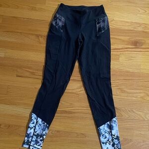 Bare Equestrian riding tights